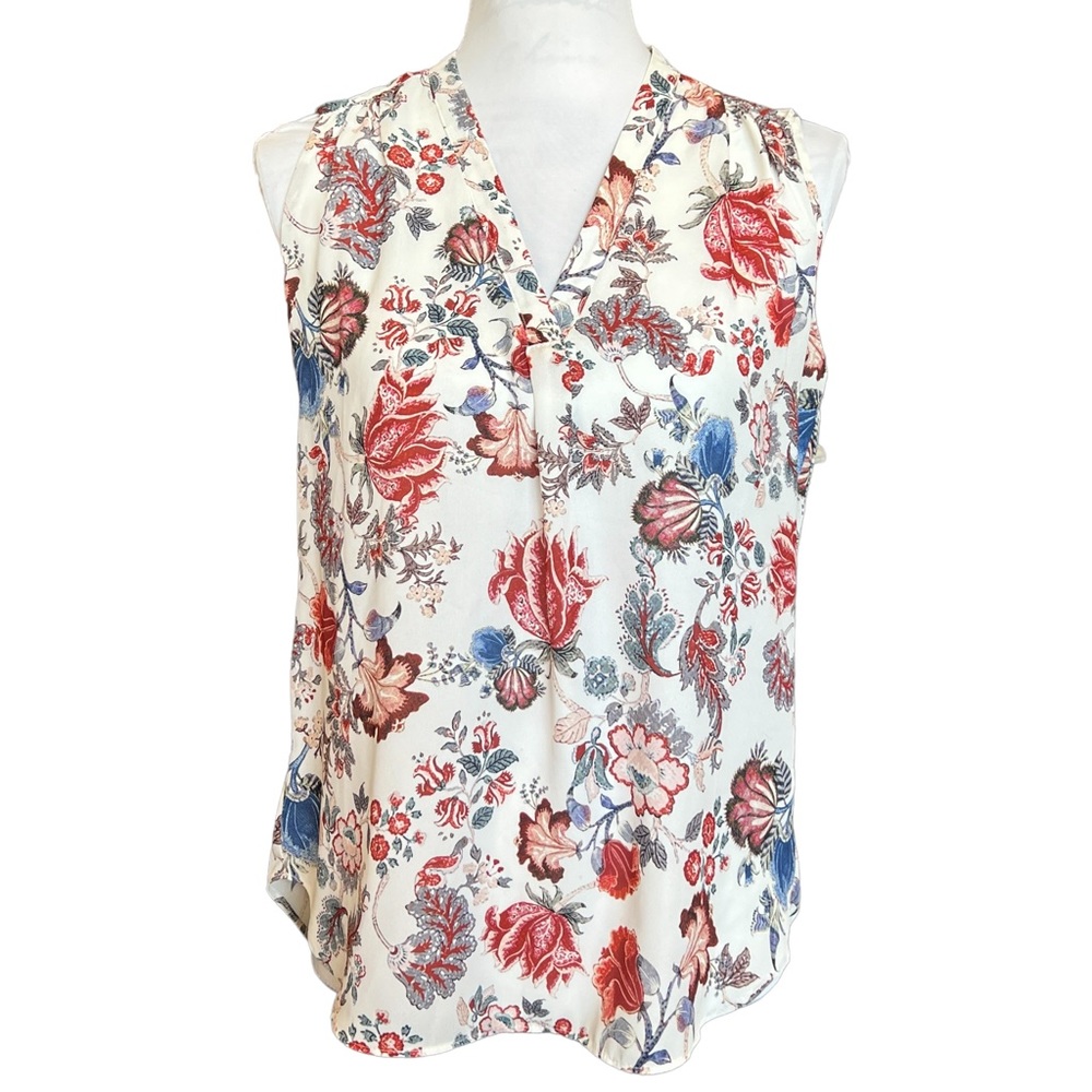 Adrienne Vittadini Floral Sleeveless Pullover Blouse V-neck Pleated Front‎